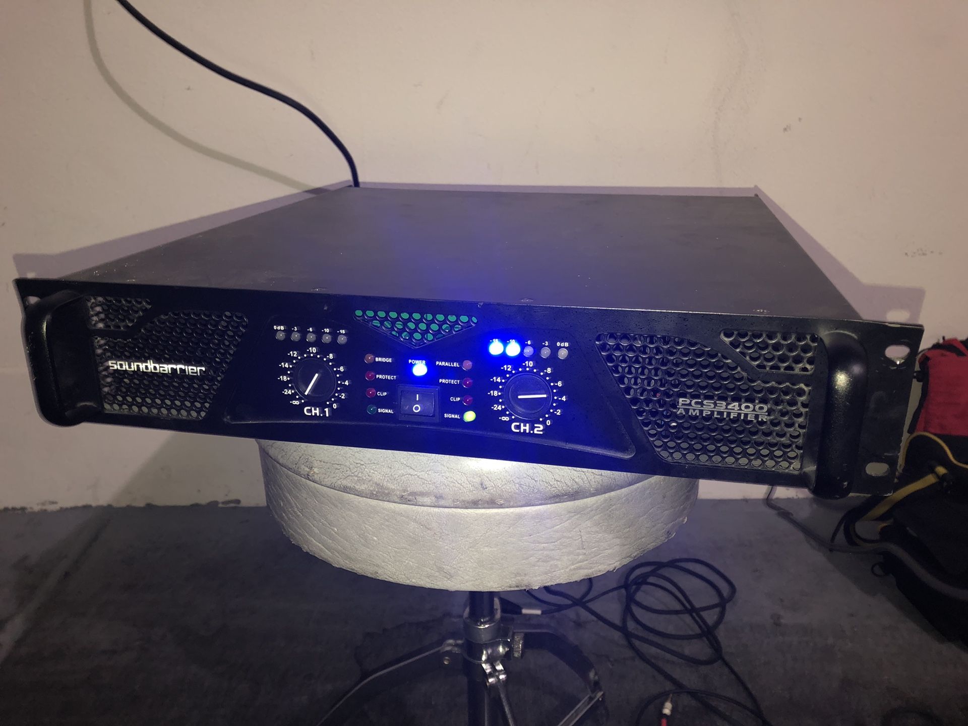 Amp Soundbarrier PCS 3400 3000 watts
