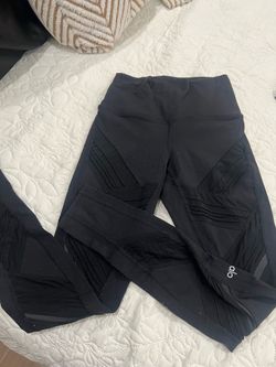 Alo Yoga Black Moto Leggings