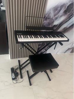 Piano keyboard
