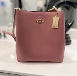 Coach 91122 Town Bucket Bag Medium Pebble Leather Pink Satchel Crossbody Purse