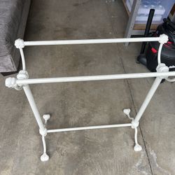 Blanket/Towel Rack