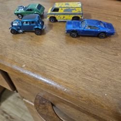 HOT WHEELS REDLINES