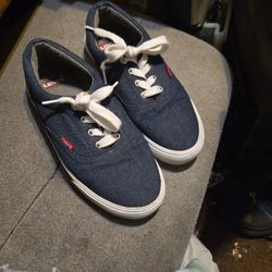 LEVIS SHOES