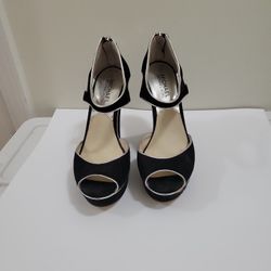 Michael Kors , Black , Size 7
