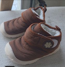Botitas de invierno para bebé con forro suave