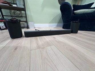 Sound Bar - Roku with surround speakers
