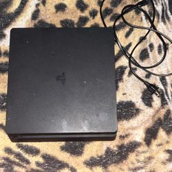 PlayStation 4 / 1tb 