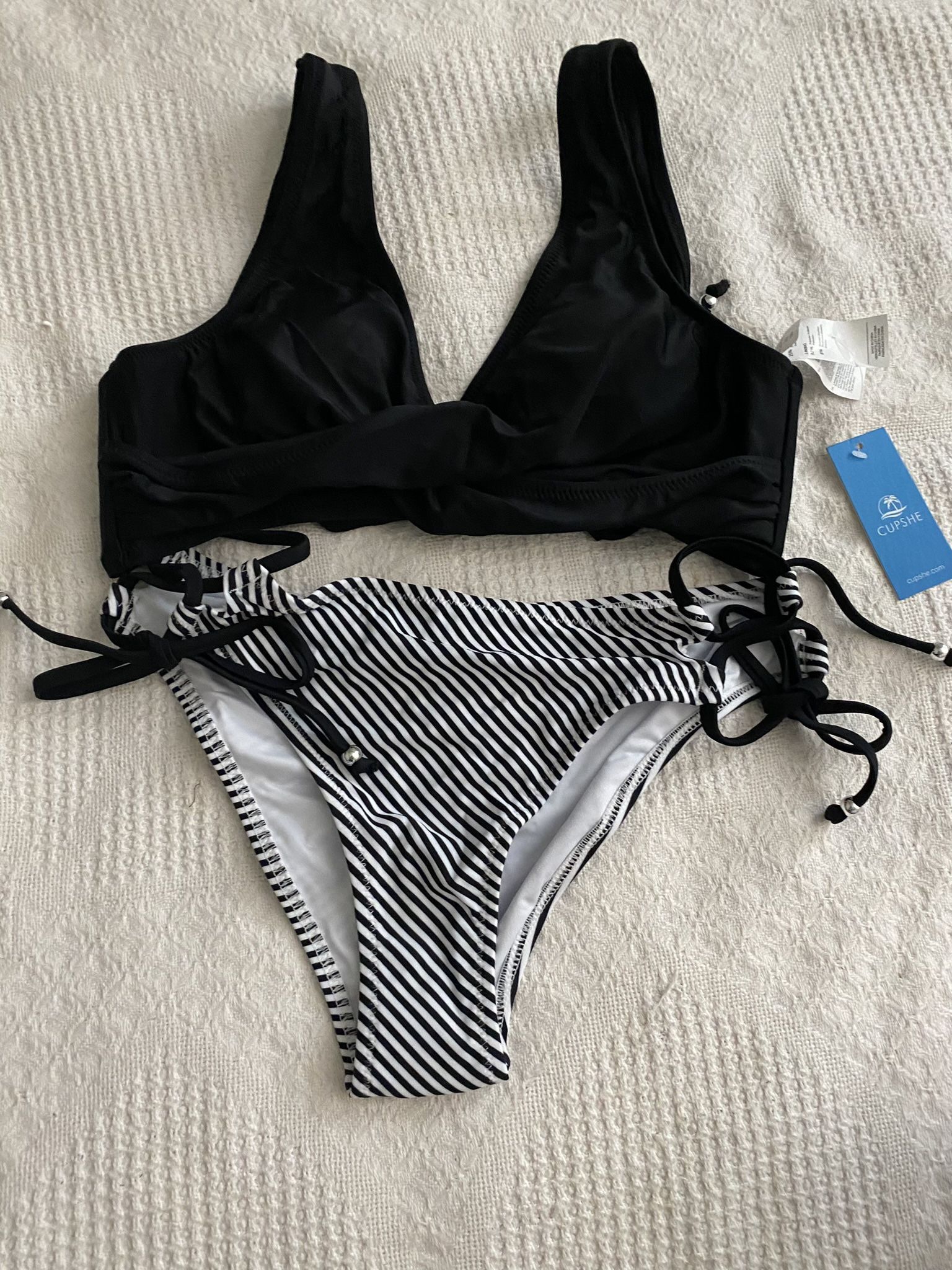 New Small Cupshe Bikini 2 Piece