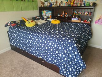 Bunk beds whit storage and 3 drawers