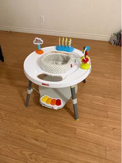 Baby activity center