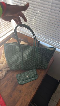 Goyard bag