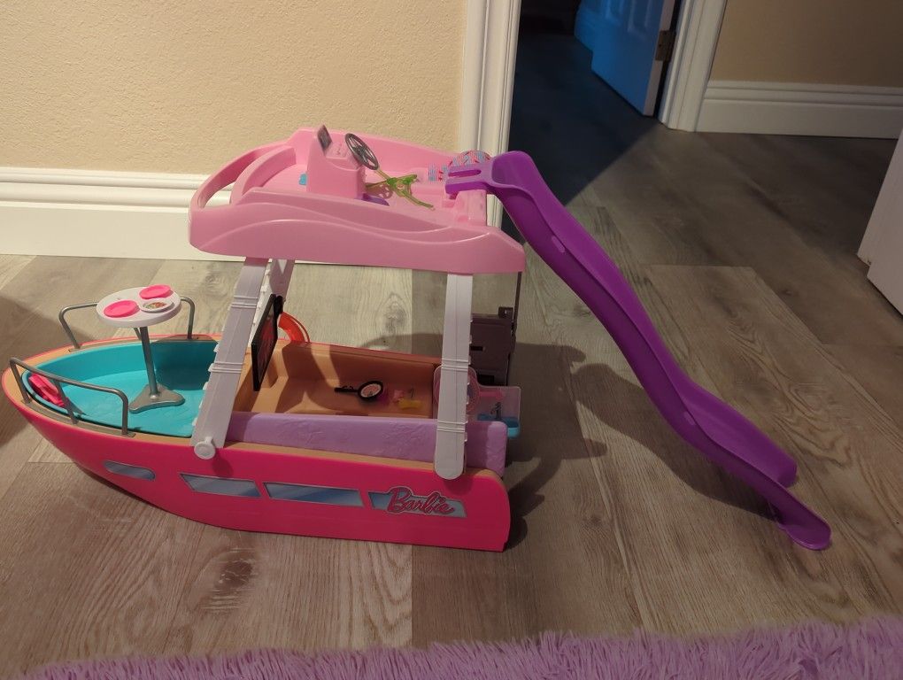 Barbie Dreamboat