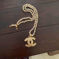Vintage Necklace 