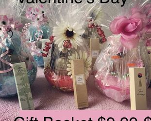 Customized EASTER, Mothers Or FATHER’s Day 🎁 Gift Baskets!