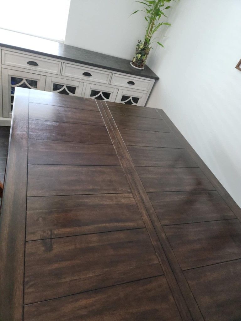 High Table with 6 Chairs And Crendenza