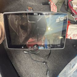 Car Audio.. 9in Single Din.. Sub And Amps