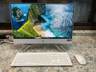 HP 24” Touchscreen Desktop