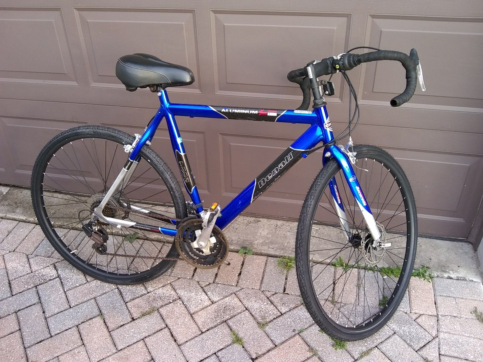 Road bike with brand new tires