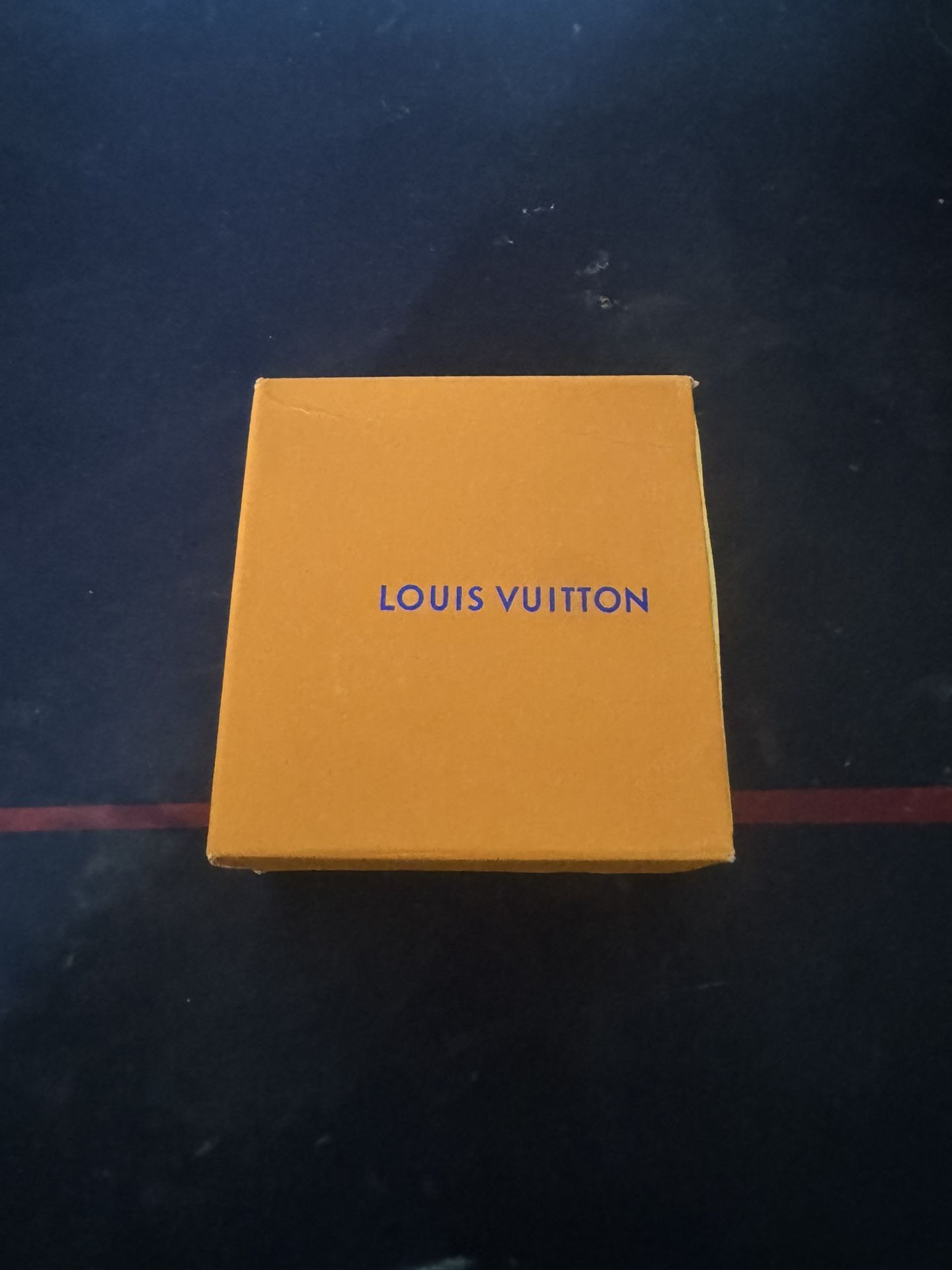 LOUIS VUITTON BELT M9608