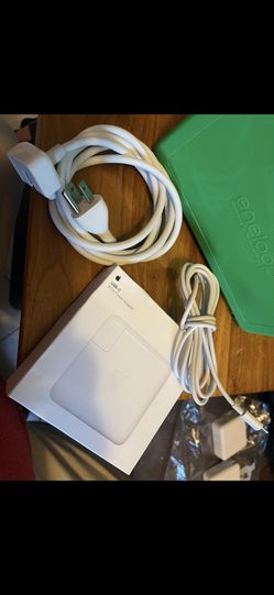 Apple USB-C 87w Power adapter