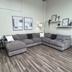 Macys Ryder Gray Sectional Couch DELIVERY WITHIN A WEEK