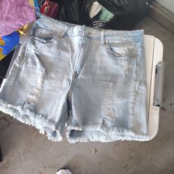 Shorts 