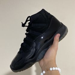 Jordan 11 “Cap and Gown”