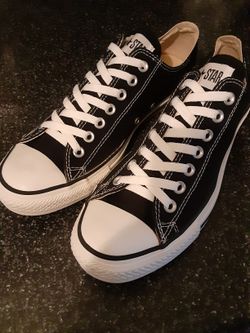 Converse Mens 8.5 Great Condition