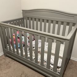 Grey Delta Kids Baby Crib 