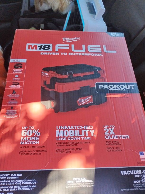 M18 Pack out Milwaukee Vac Wet/Dry