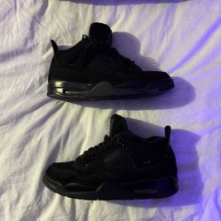 Jordan 4 Black Cat