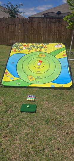 6.5ft by 6.5ft Large Golf Chipping Game Mat