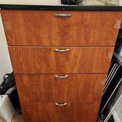 Dresser For Pickup