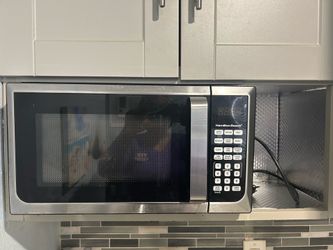 Small microwave
