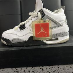 Size 7.5 - 2016 Jordan 4 White Cement - Style 840606-192