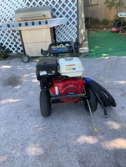 GX390 HONDA PRESSURE WASHER 4000PSI GREAT CONDITION