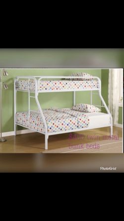 Twin(top), full(bottom) bunk beds