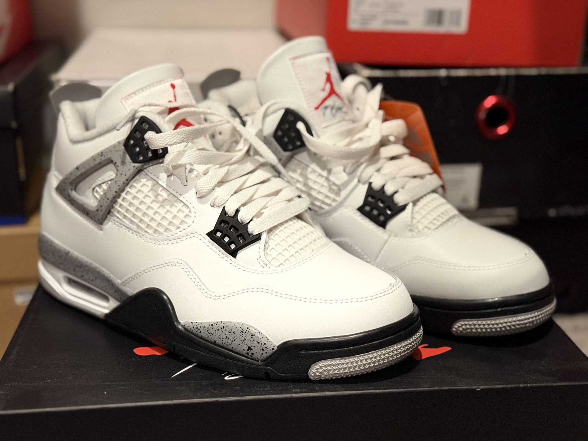 Jordan 4 White Cement