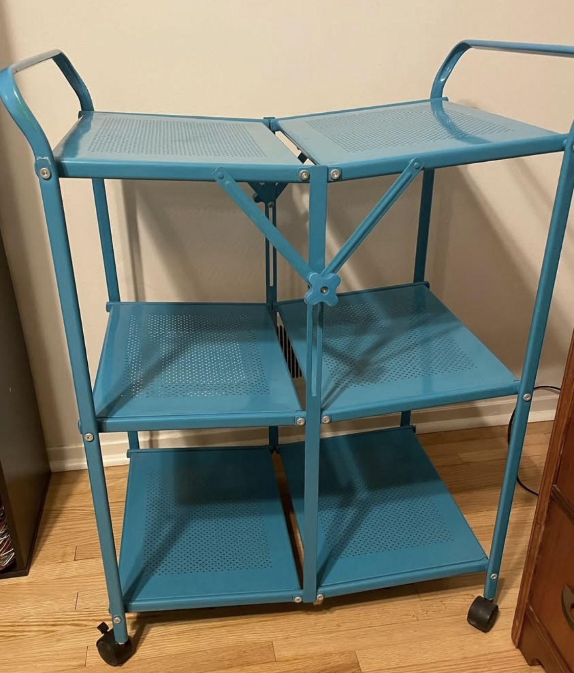 Rolling Folding Shelf