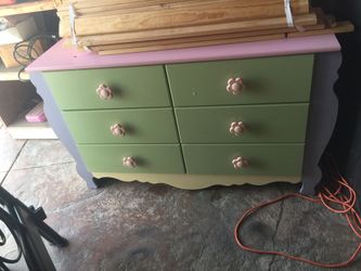 Flower dresser
