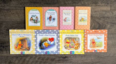 WINNIE THE POOH BOOKS (LOT OF 8)