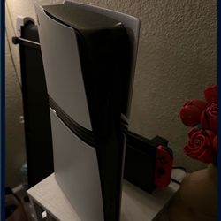 Ps5 Pro 2TB 2 Controllers