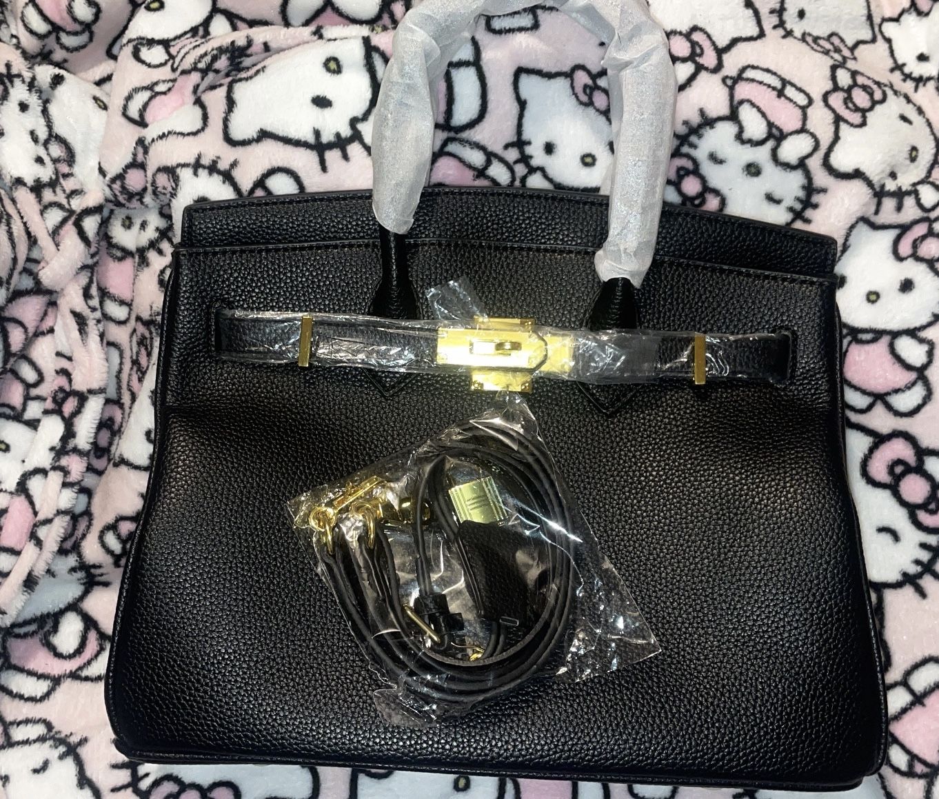 Women hermes black bag
