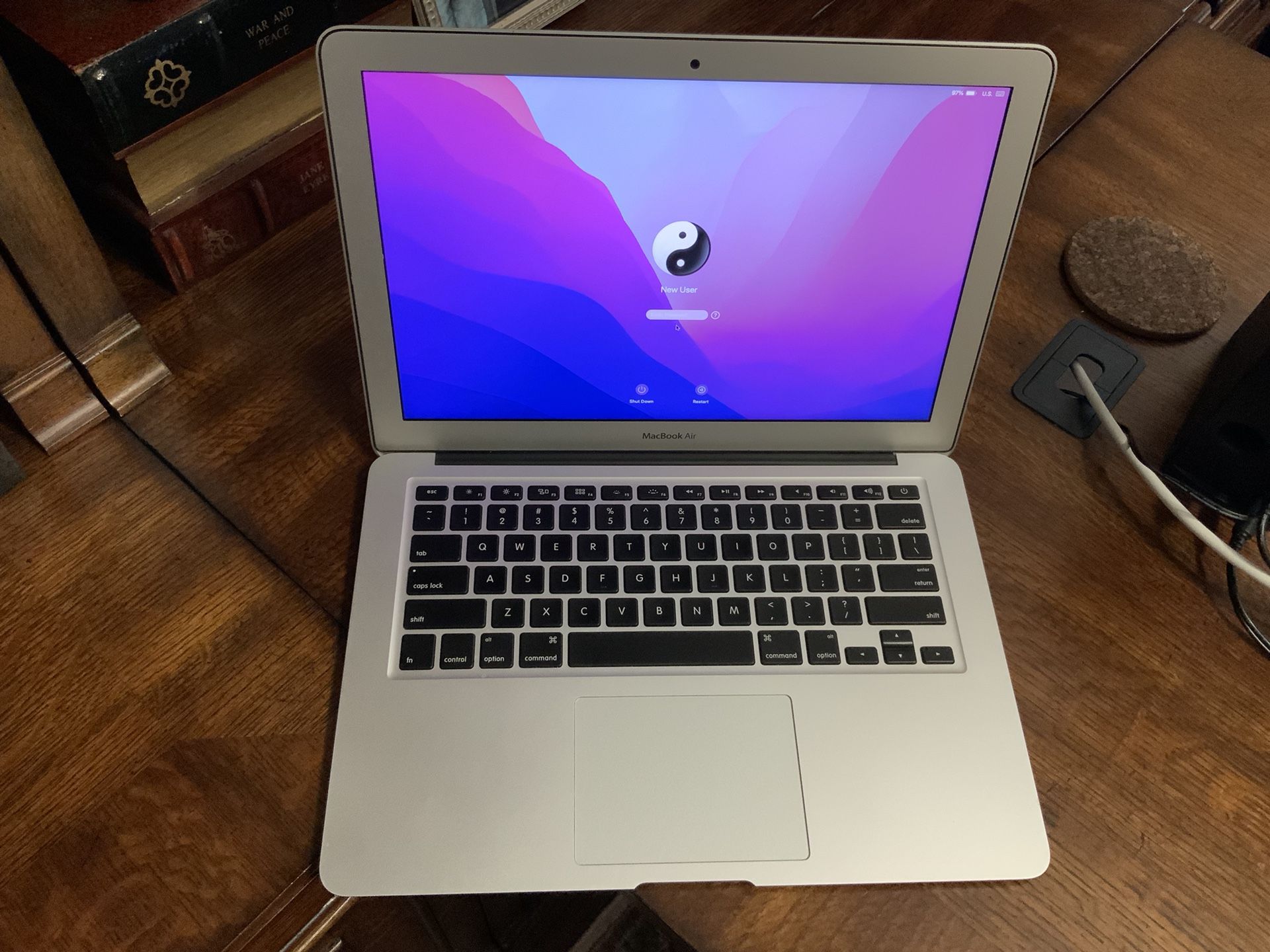 2015 MacBook Air 13” — FINAL REDUCTION!