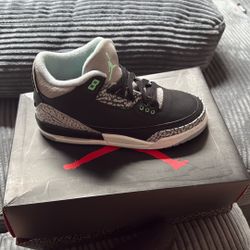 Jordan 3 Glow Green 