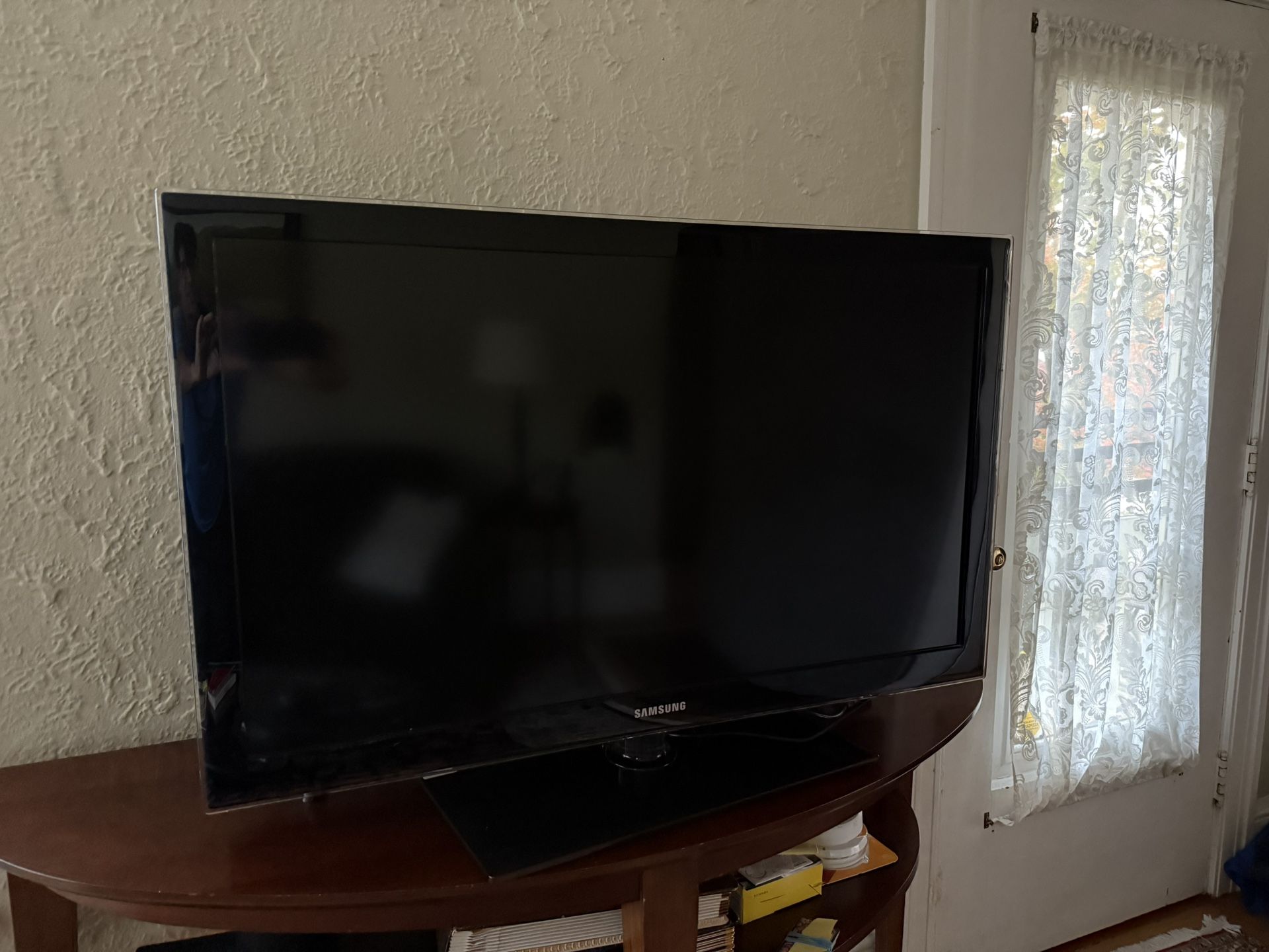 Samsung 40” TV