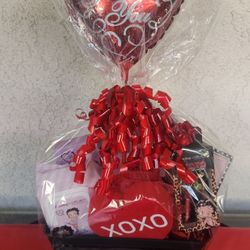 Valentine Makeup Baskets