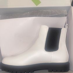 Rollda White Boots