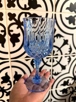 Plastic wine glasses