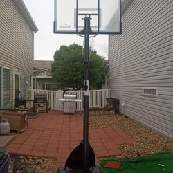 Basketball  HOOP